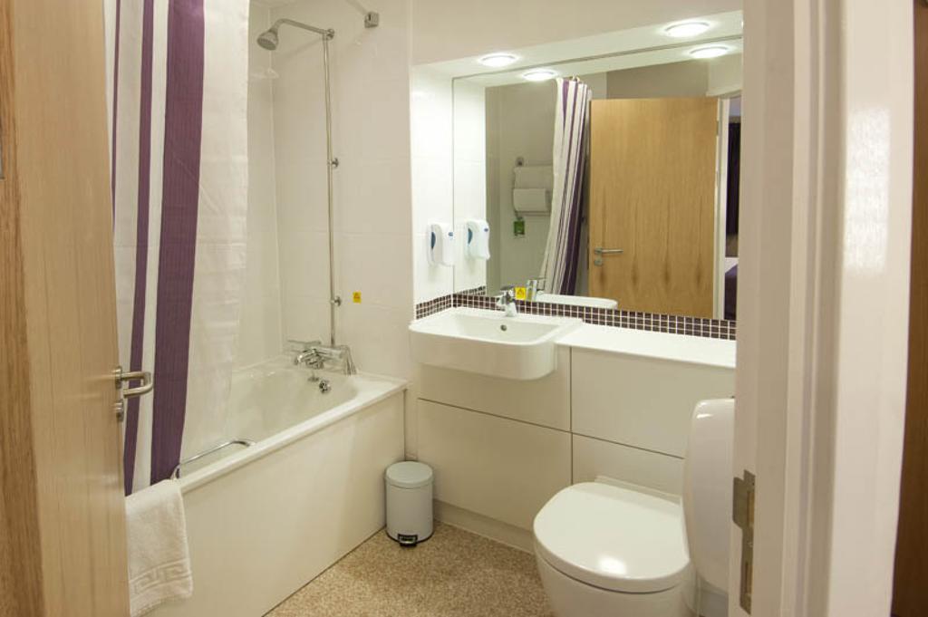 Premier Inn Marlow Marlow  Room photo